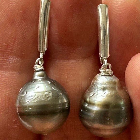 13mm Wide HUGE Baroque REAL Tahitian Pearl Earrings - 925 Sterling Silver - Picture 6 of 7